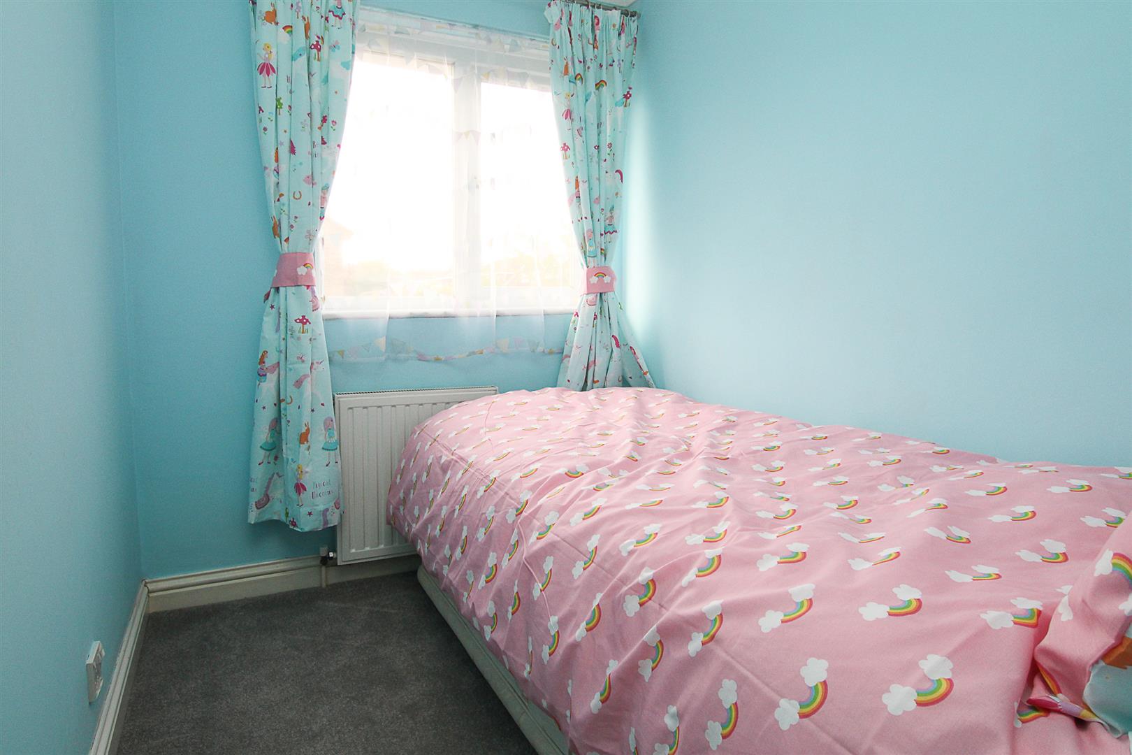 Wistaria Close, Pilgrims Hatch Keith Ashton